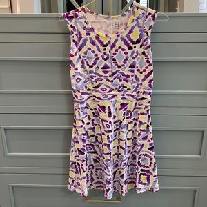 Title nine women’s dress